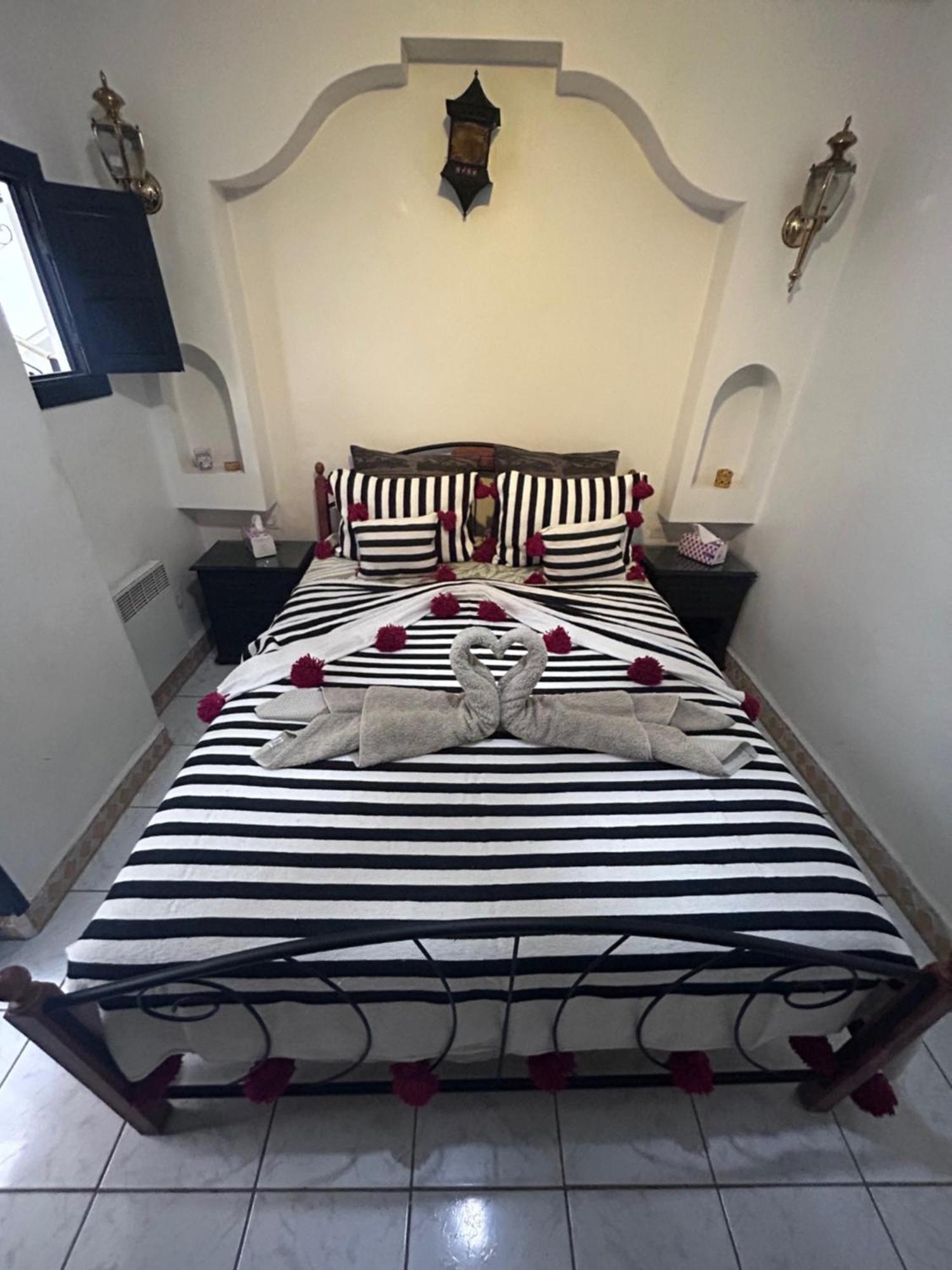 Riad Le Pelican Марракеш Экстерьер фото